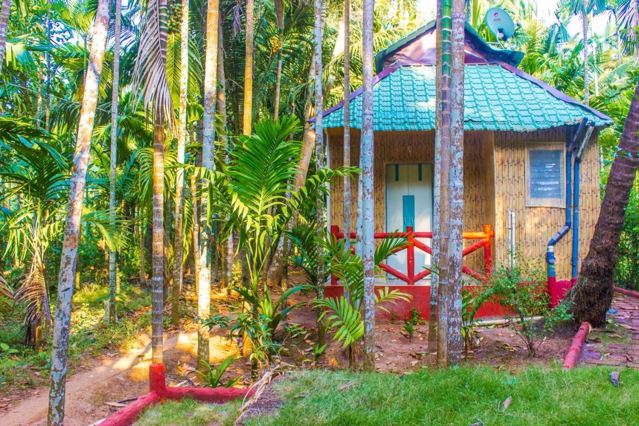 Maitreya Beach Resort Diveāgar Buitenkant foto