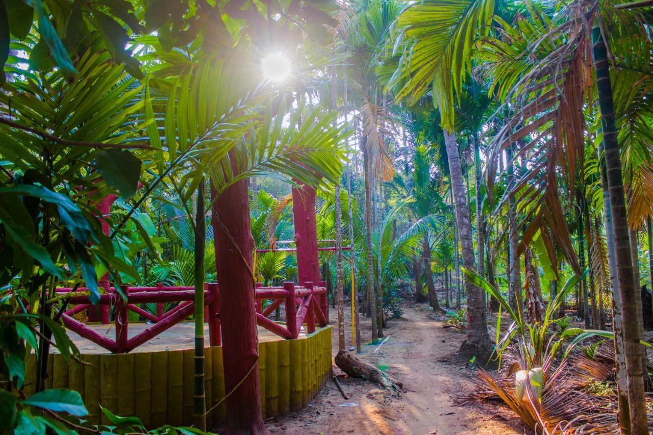 Maitreya Beach Resort Diveāgar Buitenkant foto