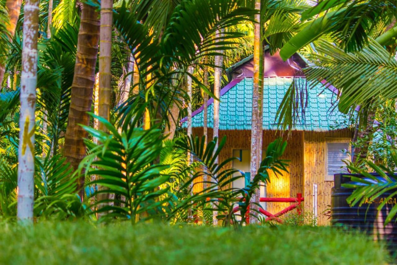 Maitreya Beach Resort Diveāgar Buitenkant foto